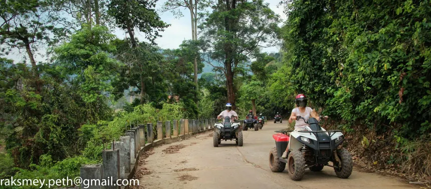 Dirt roads, rice fields, tiny villages, and farms. You’ll get dusty, meet friendly locals, try weird tropical fruits, and feel like you’re in a movie.